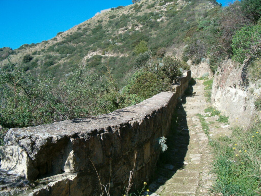 Land’s End – Trekking Urbano ai Campi Flegrei
